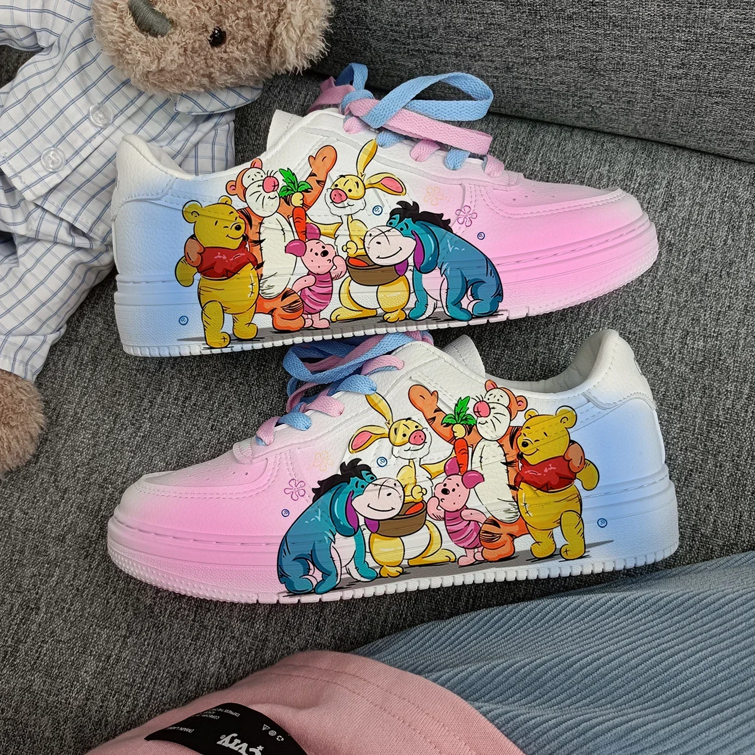 New Disney Woman cartoon girls Minnie princess cute Casual shoes non-slip soft bottom sports lady shoes for girl gift
New Disney Woman cartoon girls Minnie princess cute Casual shoes non-slip soft bottom sports lady shoes for girl gift
