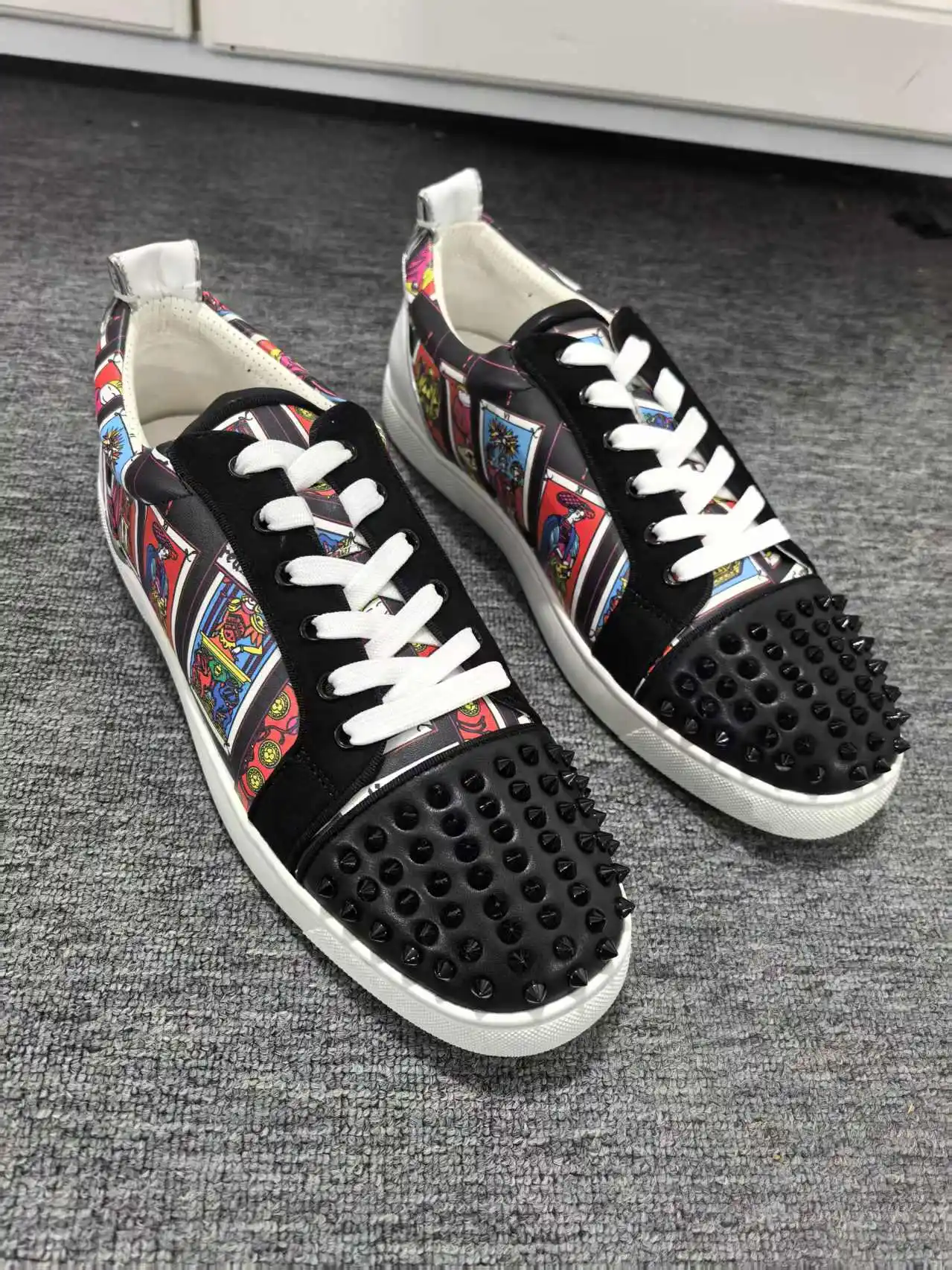 Patchwork Rivet Men Shoes Lace-up Luxury Print Flat Heel Low Top Designer Casual Flats Loafers Man Shoes Official Sneakers Shoes
Patchwork Rivet Men Shoes Lace-up Luxury Print Flat Heel Low Top Designer Casual Flats Loafers Man Shoes Official Sneakers Shoes