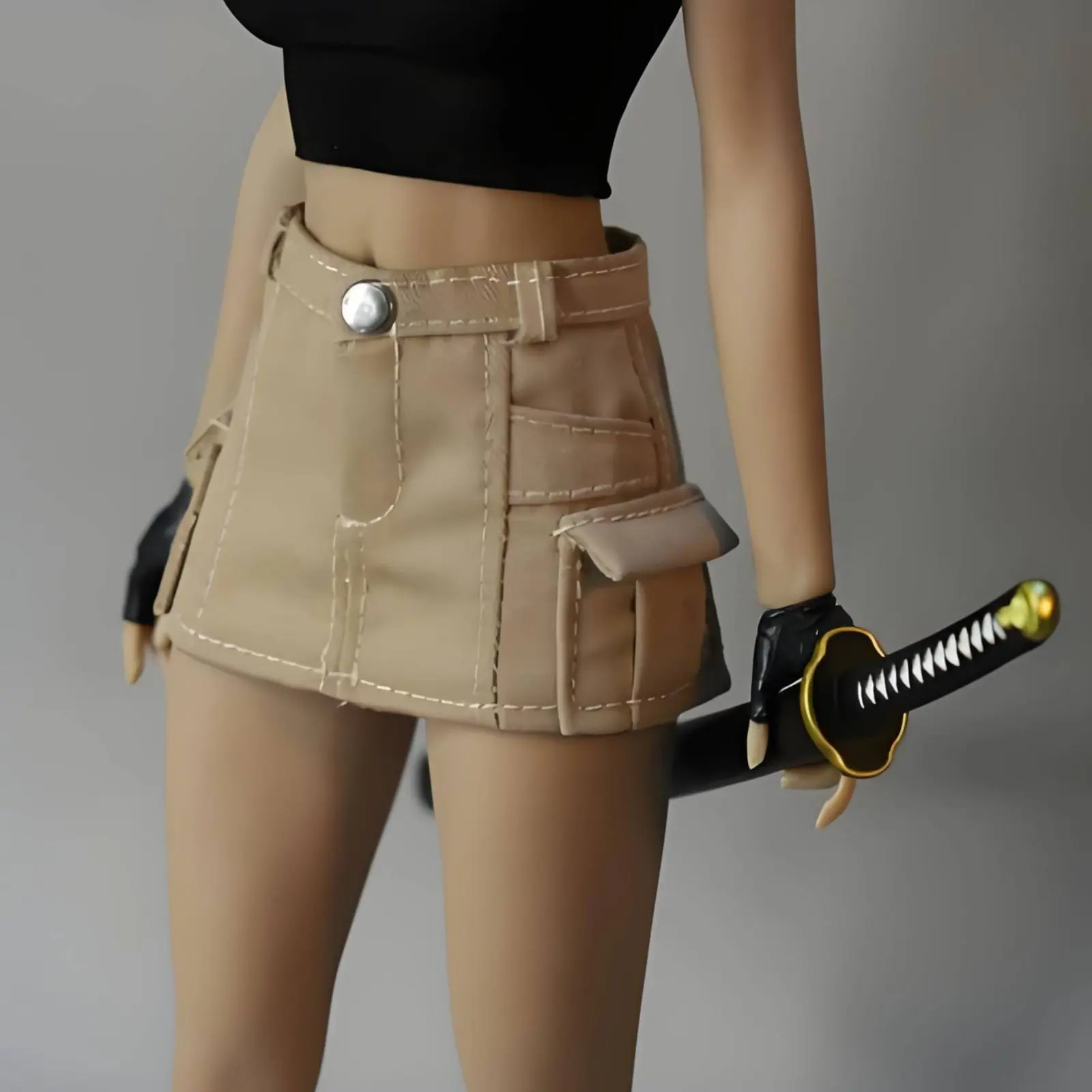 1/6 Scale Skirt Outfit Casual Street Style Female Doll Crop Top and Skirt 1/6 Female Figure Clothes Soft Cloth for Photo Shoots
1/6 Scale Skirt Outfit Casual Street Style Female Doll Crop Top and Skirt 1/6 Female Figure Clothes Soft Cloth for Photo Shoots