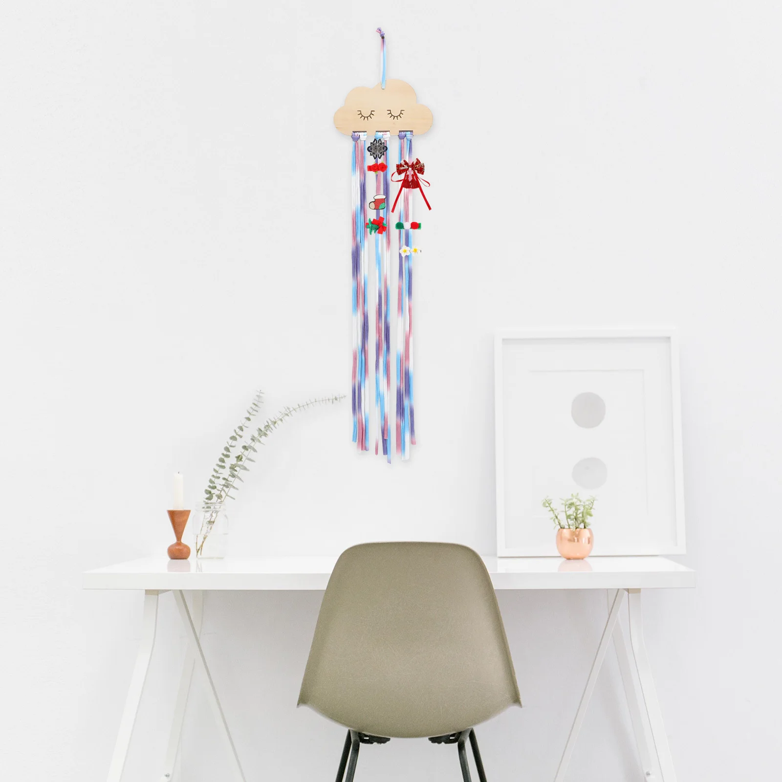 Настенная вешалка для заколок для волос, декор для комнаты для девочек, органайзер для аксессуаров для волос большой емкости, декоративный держатель для банта
Настенная вешалка для заколок для волос, декор для комнаты для девочек, органайзер для аксессуаров для волос большой емкости, декоративный держатель для банта