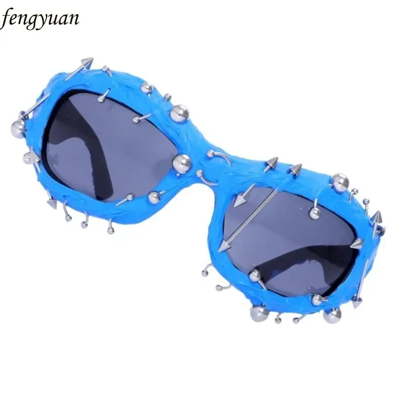 B2QE Fashionable Sunglasses With Rivet Frame For Adult Unisex Stylish Lookings UV380 Protective Glasses for Night Club Wear
B2QE Fashionable Sunglasses With Rivet Frame For Adult Unisex Stylish Lookings UV380 Protective Glasses for Night Club Wear