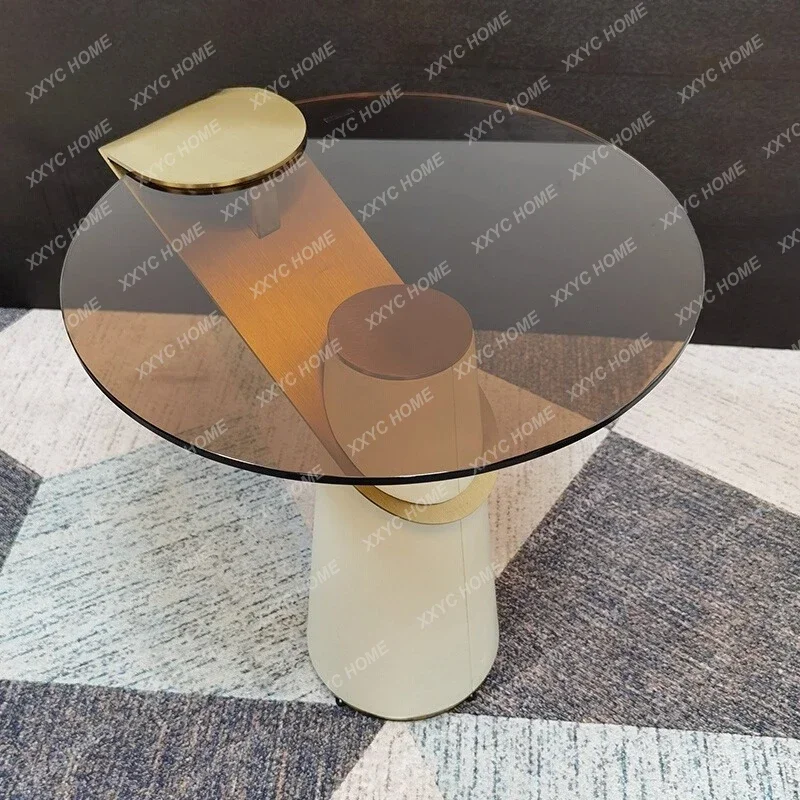 A Living room stainless steel edge table creative small round table sofa small coffee table
A Living room stainless steel edge table creative small round table sofa small coffee table