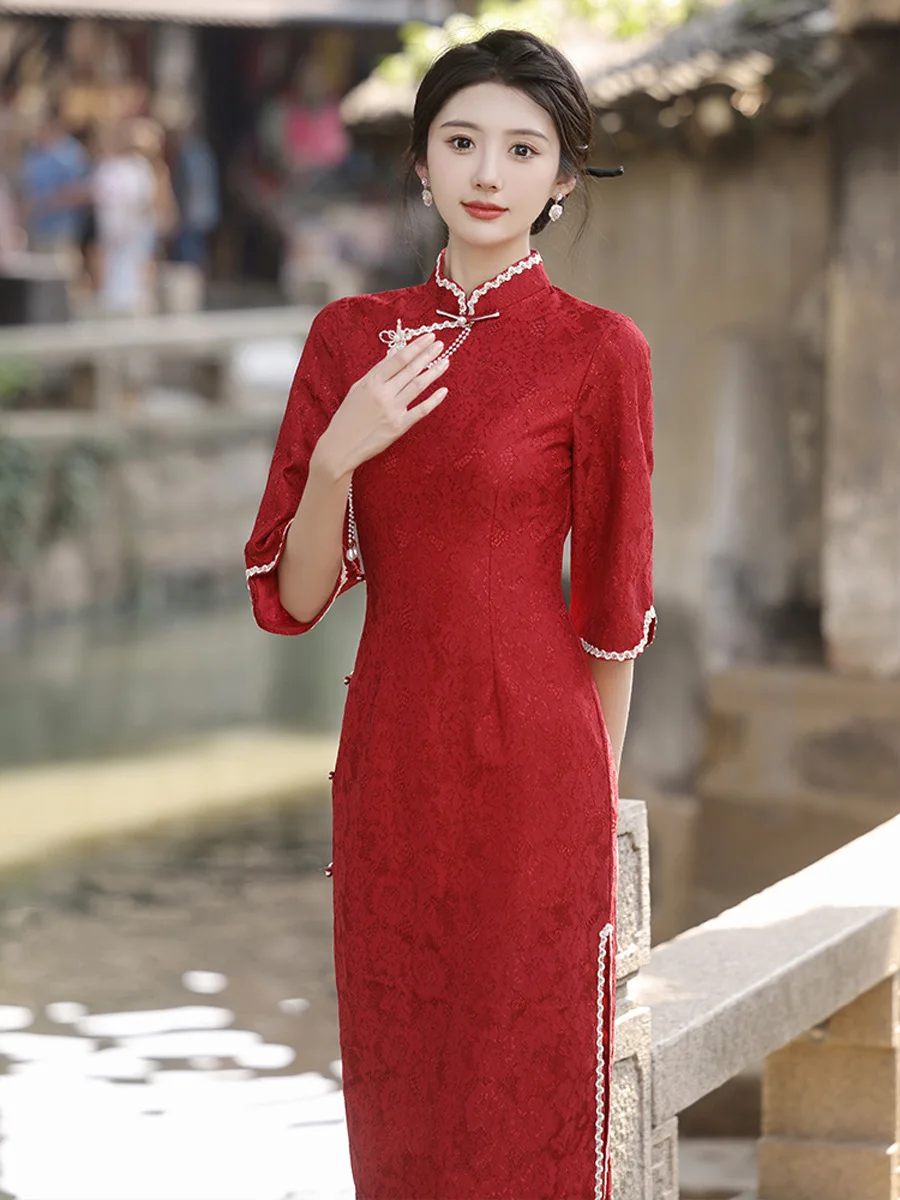 Half Sleeve Long Qipao Chiffon Cheongsam Female Sexy Lace Qipaos Chinese Style Banquet Gown Vestidos
Half Sleeve Long Qipao Chiffon Cheongsam Female Sexy Lace Qipaos Chinese Style Banquet Gown Vestidos