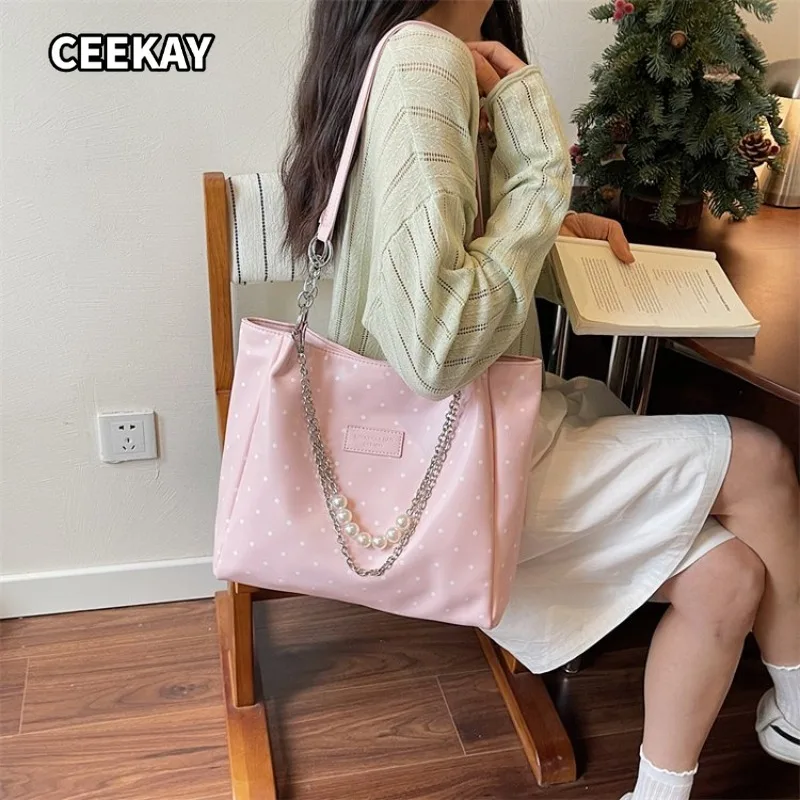 Sweet Style Polka Dot Oversized Daily Tote Handbag , Casual Shoulder Bag for Campus, Shopping and Short Travel Arrangements
Sweet Style Polka Dot Oversized Daily Tote Handbag , Casual Shoulder Bag for Campus, Shopping and Short Travel Arrangements