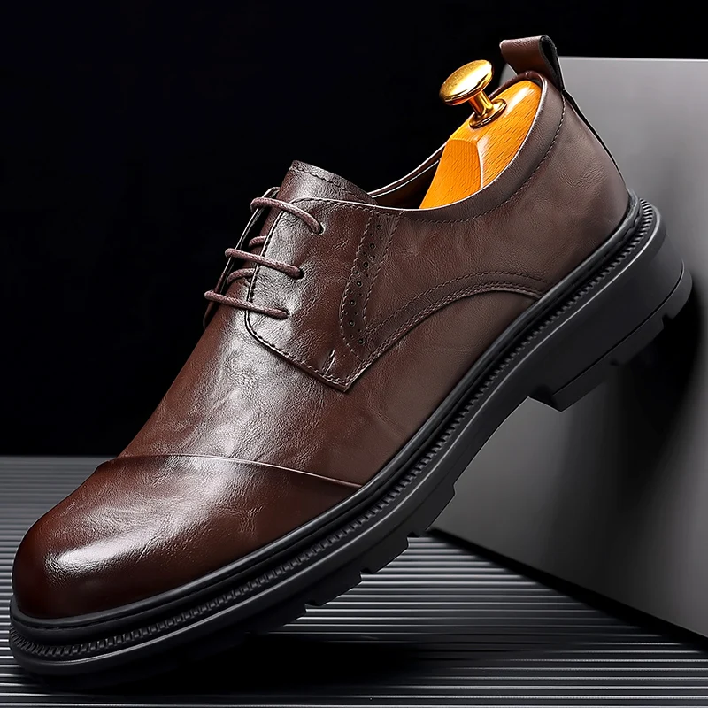 Platform Men Shoes Luxury Brand High Quality Oxford Shoes Men‘s Casual Lace Up Dress Shoes Loafers Shoes Moccasins Office Shoes
Platform Men Shoes Luxury Brand High Quality Oxford Shoes Men‘s Casual Lace Up Dress Shoes Loafers Shoes Moccasins Office Shoes