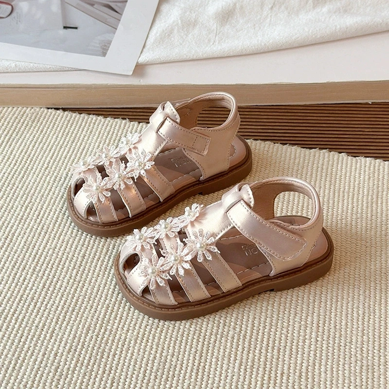 Summer Princess Pearl Flower Sandals for Girls, Soft Sole Non-slip Children Girls Beach Shoes Toddler
Summer Princess Pearl Flower Sandals for Girls, Soft Sole Non-slip Children Girls Beach Shoes Toddler