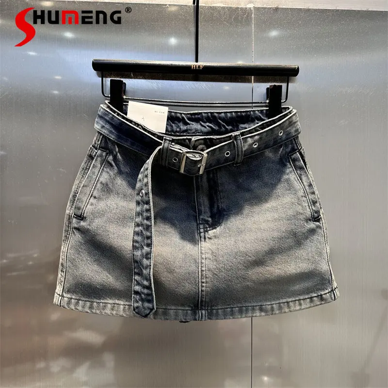 2026 Spring New Fashion Denim Skirts Women High Waist Trendy A-line Skirts Ladies Solid Color Belt Decoration Chic Denim Skirt
2026 Spring New Fashion Denim Skirts Women High Waist Trendy A-line Skirts Ladies Solid Color Belt Decoration Chic Denim Skirt