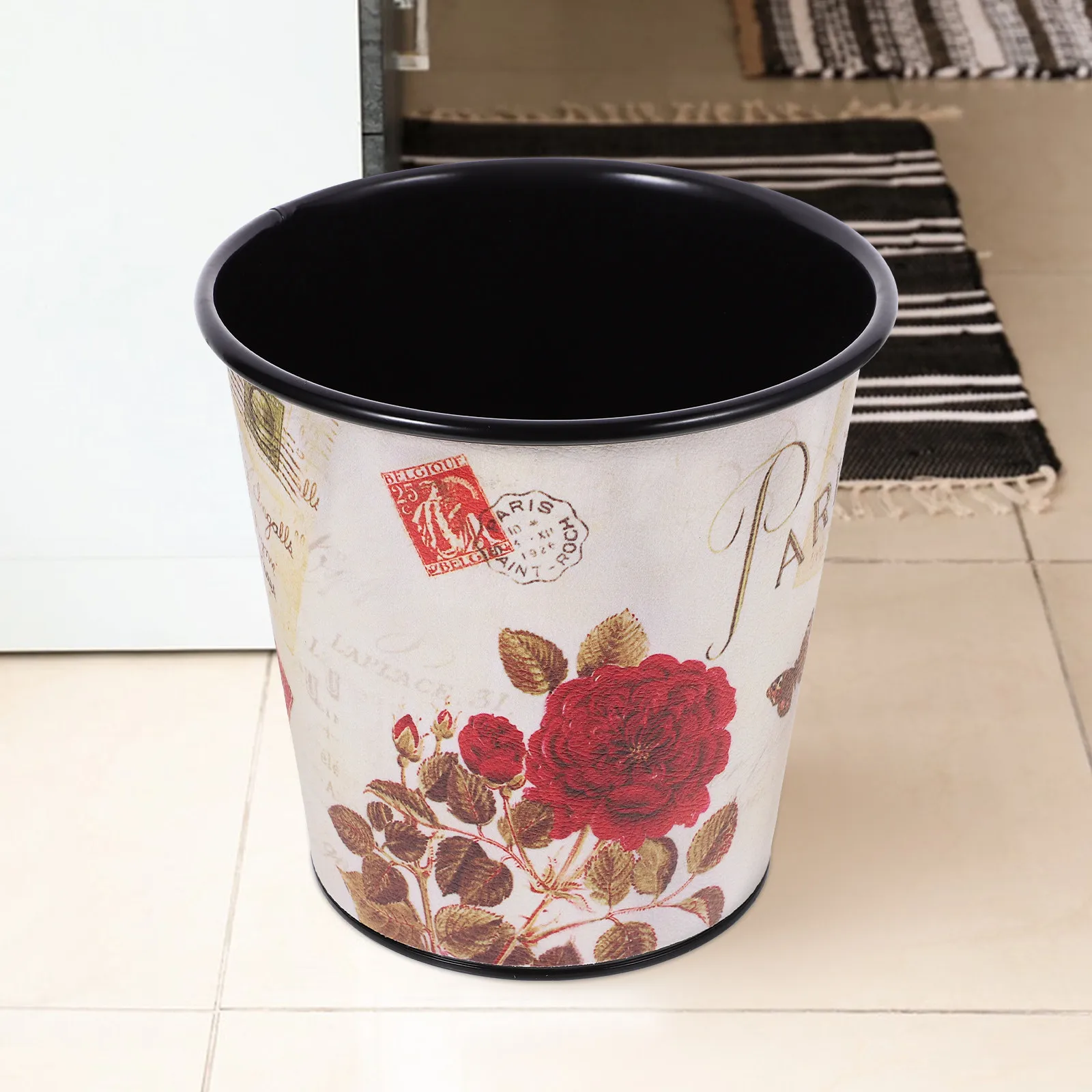 Desktop Trash Can Retro Iron 2211B 08 Simple Style Garbage Bucket Pen Holder Office Desk Storage Waste Paper Bin Portable
Desktop Trash Can Retro Iron 2211B 08 Simple Style Garbage Bucket Pen Holder Office Desk Storage Waste Paper Bin Portable