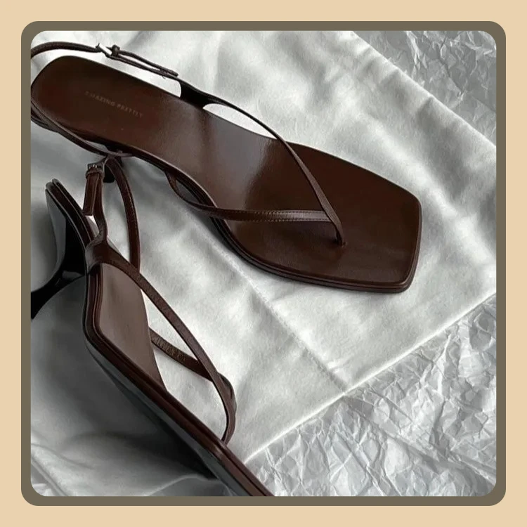 2026 French Inspired Thong Sandals, Women's Slingback Heels with Kitten & Stiletto Heel, Elegant Summer Slide Shoes
2026 French Inspired Thong Sandals, Women's Slingback Heels with Kitten & Stiletto Heel, Elegant Summer Slide Shoes