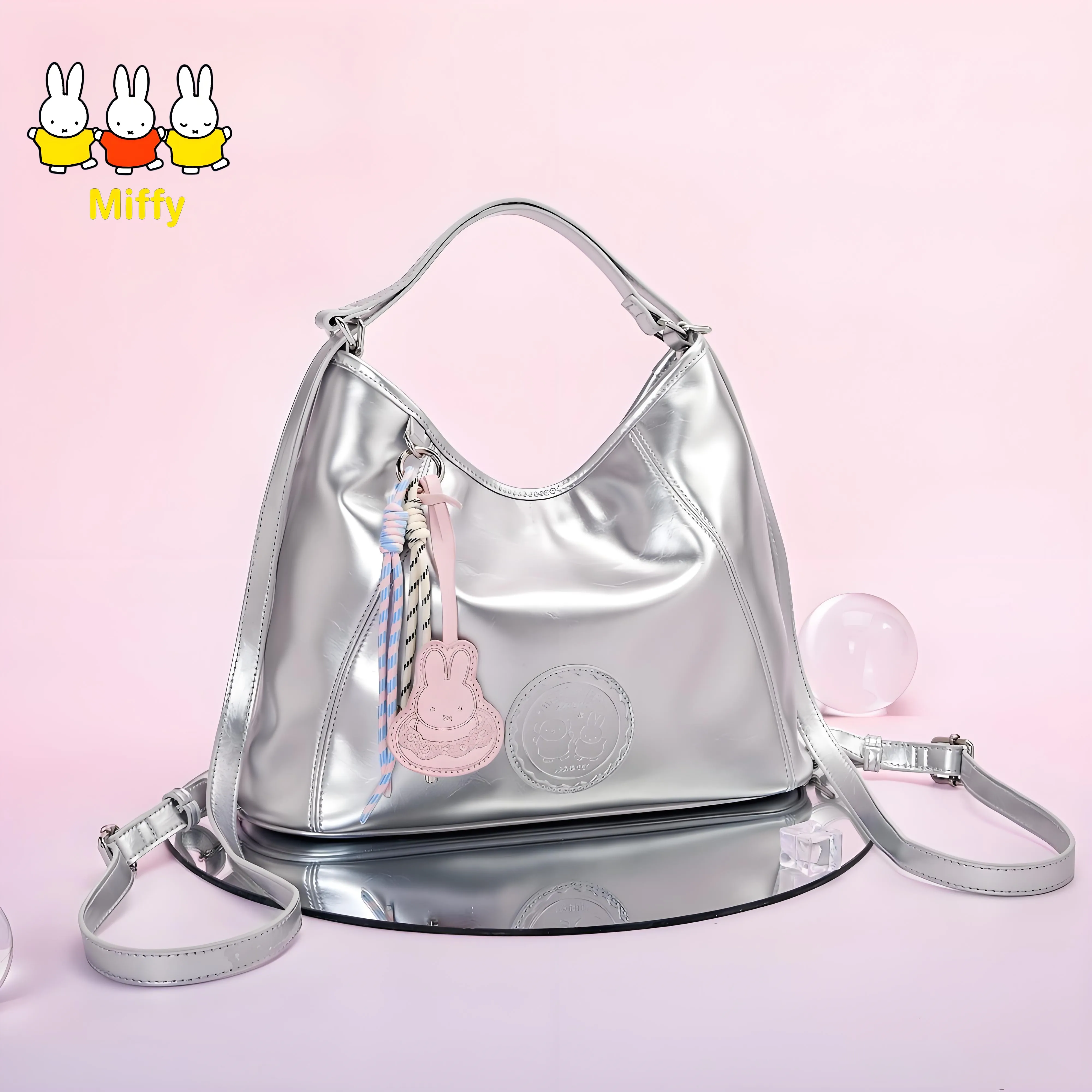 Kawaii Miffy Rabbit Tote Bag Is Cute Cartoon Fashionable and Girlish It's A Portable Large-capacity Backpack for Commuting
Kawaii Miffy Rabbit Tote Bag Is Cute Cartoon Fashionable and Girlish It's A Portable Large-capacity Backpack for Commuting