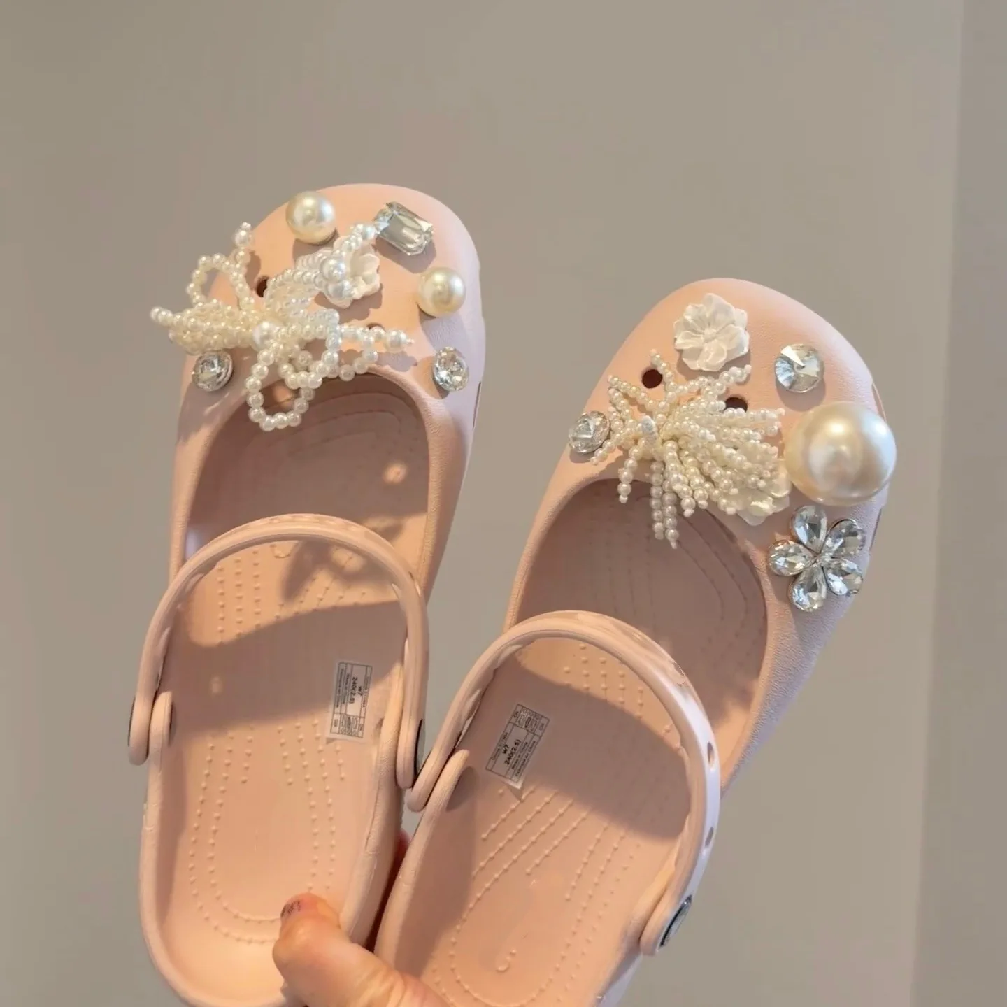 Ballet Shoes Elegance Thousand Gold Style Beaded Flower Shoe Buckle Accessories Diy Sweet Clogs Shoe Flower
Ballet Shoes Elegance Thousand Gold Style Beaded Flower Shoe Buckle Accessories Diy Sweet Clogs Shoe Flower