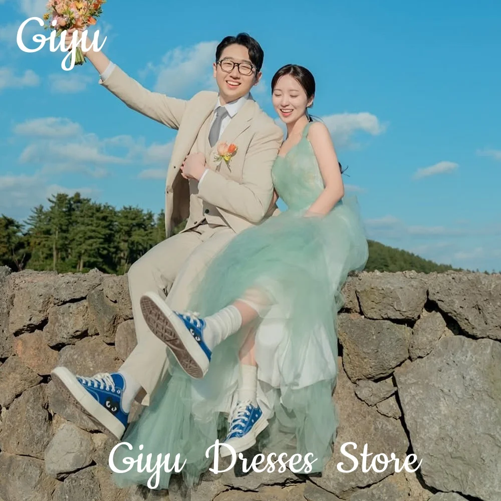 Giyu Elegant Grass Green Wedding Party Dresses A-line Tulle Spaghetti Strap Korea Photoshoot Pleat Customized 2025 Evening Gowns
Giyu Elegant Grass Green Wedding Party Dresses A-line Tulle Spaghetti Strap Korea Photoshoot Pleat Customized 2025 Evening Gowns