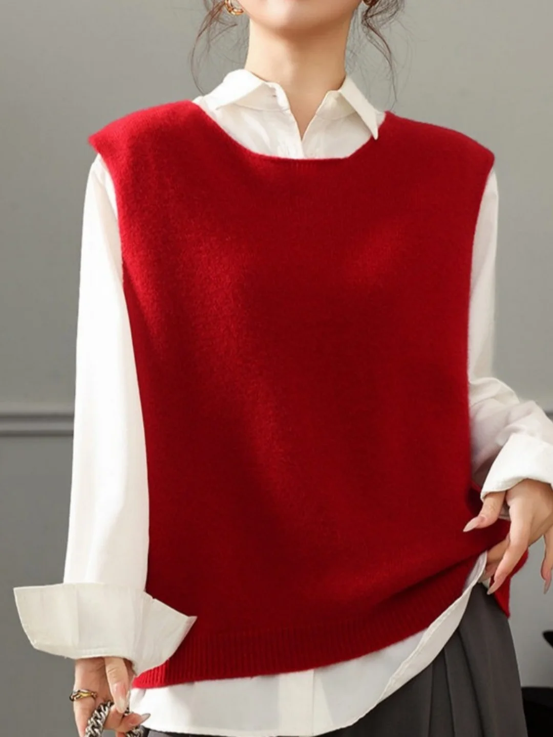 Women's Pure Wool Knitted Loose Fit Shirt And Vest Set Sleeveless round Neck Spring Autumn New Style Fashion Commute Style
Women's Pure Wool Knitted Loose Fit Shirt And Vest Set Sleeveless round Neck Spring Autumn New Style Fashion Commute Style