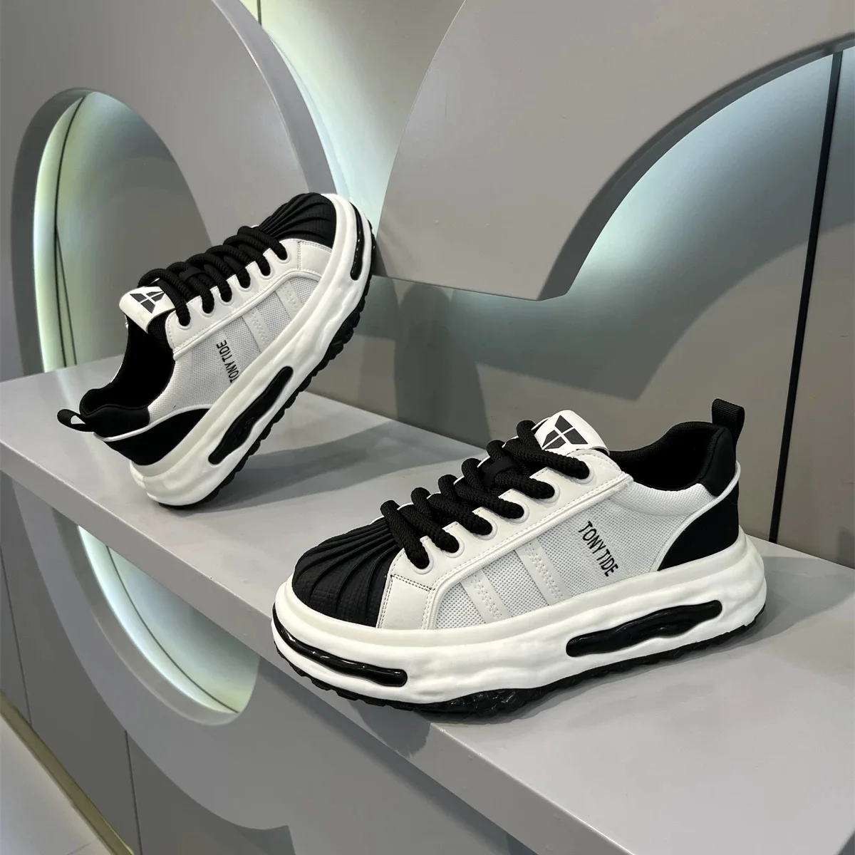 Men's Toe Canvas Sneakers Spring 2026 Trendy Design Youth Student Sports Casual Shoes Breathable Low Top Rubber Outsole
Men's Toe Canvas Sneakers Spring 2026 Trendy Design Youth Student Sports Casual Shoes Breathable Low Top Rubber Outsole