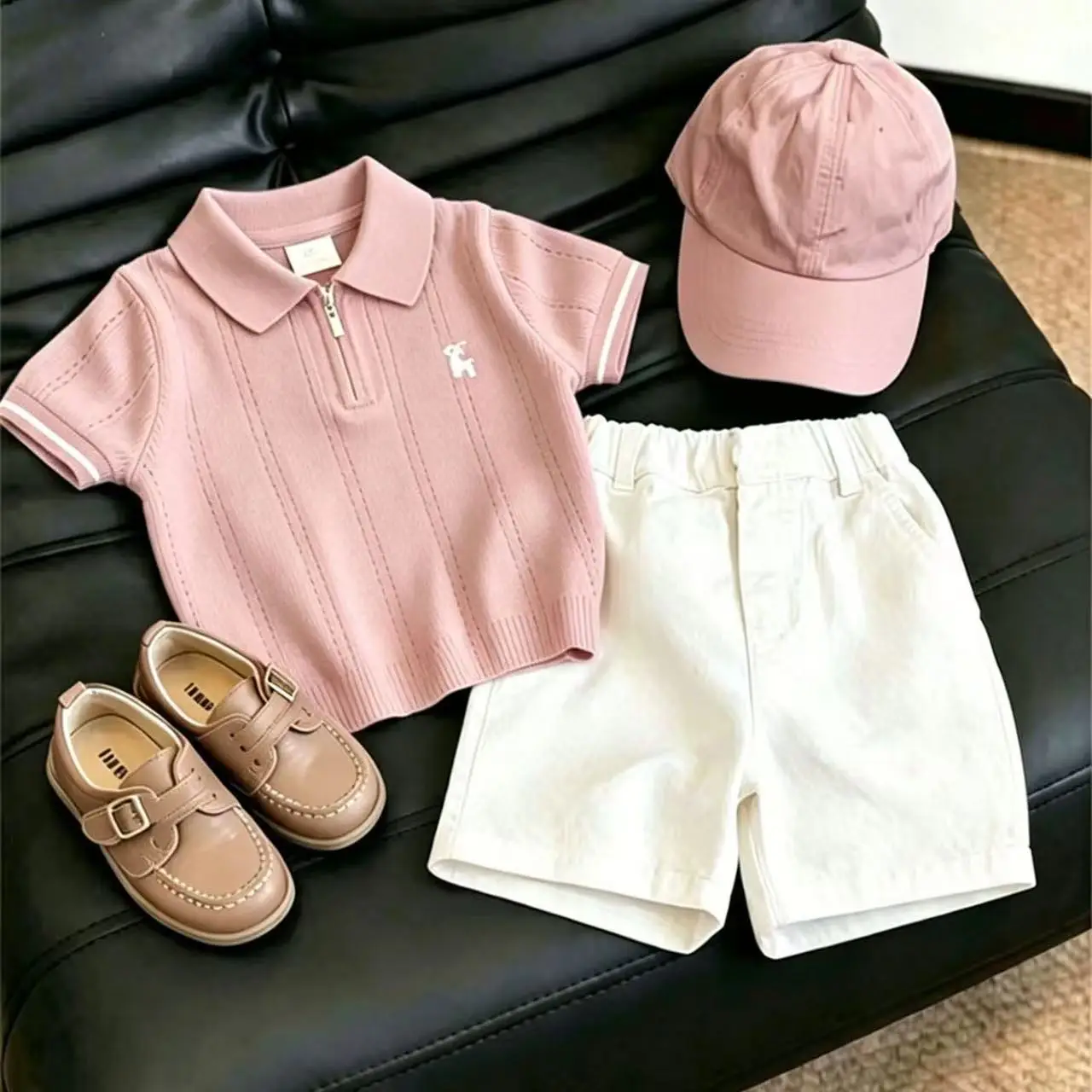 Children's Set Summer New Boys' Pink Striped Ice Silk Knitted Short Sleeve Top+Casual Shorts 2-piece Set
Children's Set Summer New Boys' Pink Striped Ice Silk Knitted Short Sleeve Top+Casual Shorts 2-piece Set