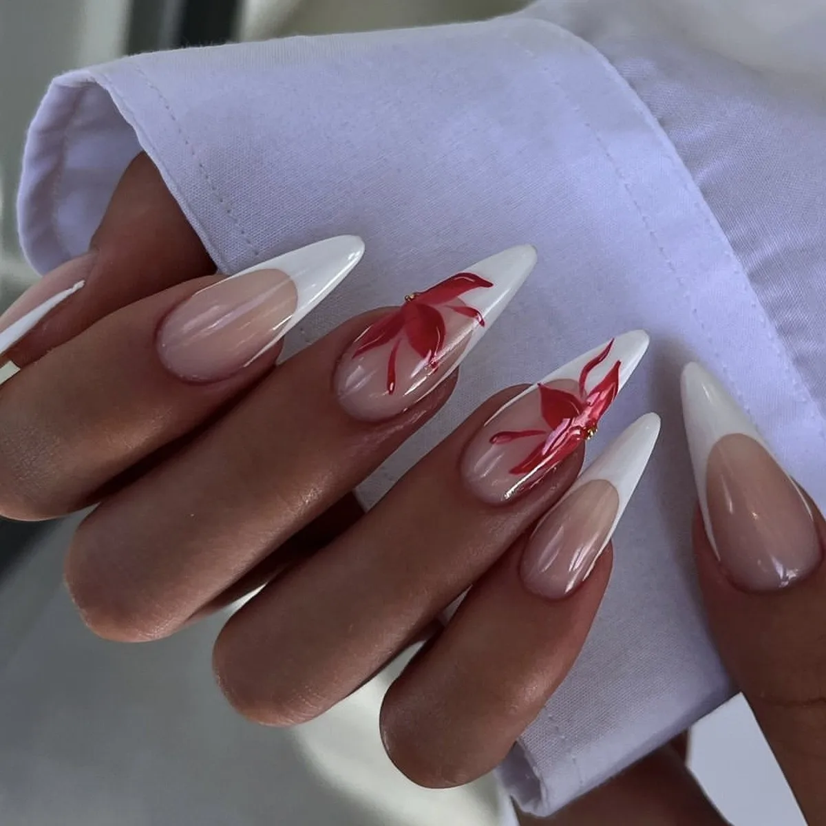 Wear Nail Point Drill Simple French Almond Nail Art Piece Advanced Sense European and American Ins Wind Fake Nail Piece Foreign Trade
Wear Nail Point Drill Simple French Almond Nail Art Piece Advanced Sense European and American Ins Wind Fake Nail Piece Foreign Trade