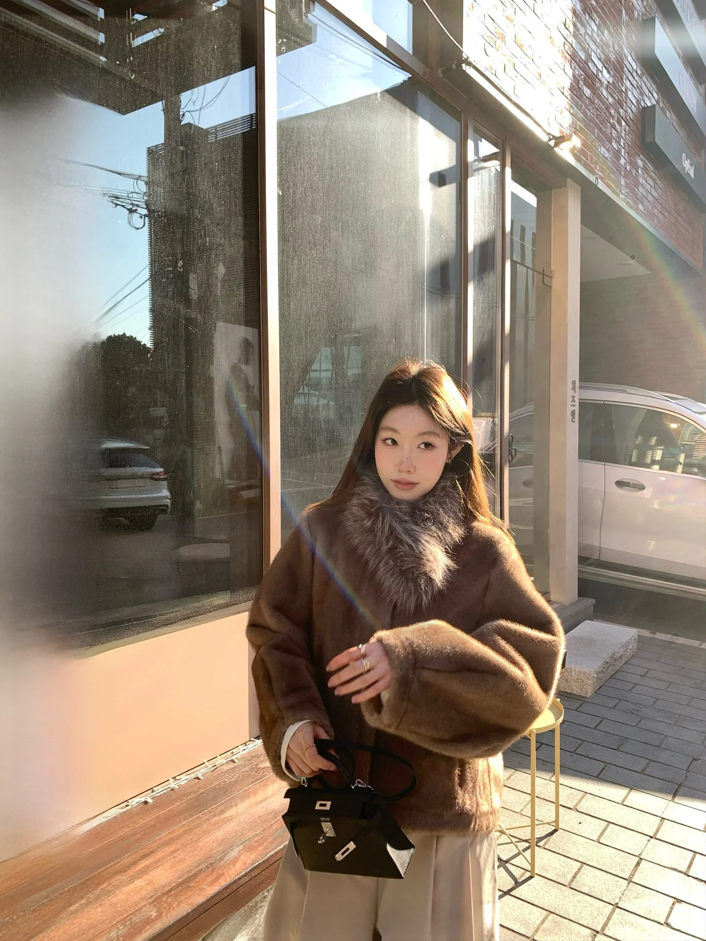 Ranwear Exclusive Parisian Style Thick Fur Jacket Double Version Detachable Fur Collar Eco-Friendly Artificial Fur Coat for W...
Ranwear Exclusive Parisian Style Thick Fur Jacket Double Version Detachable Fur Collar Eco-Friendly Artificial Fur Coat for W...