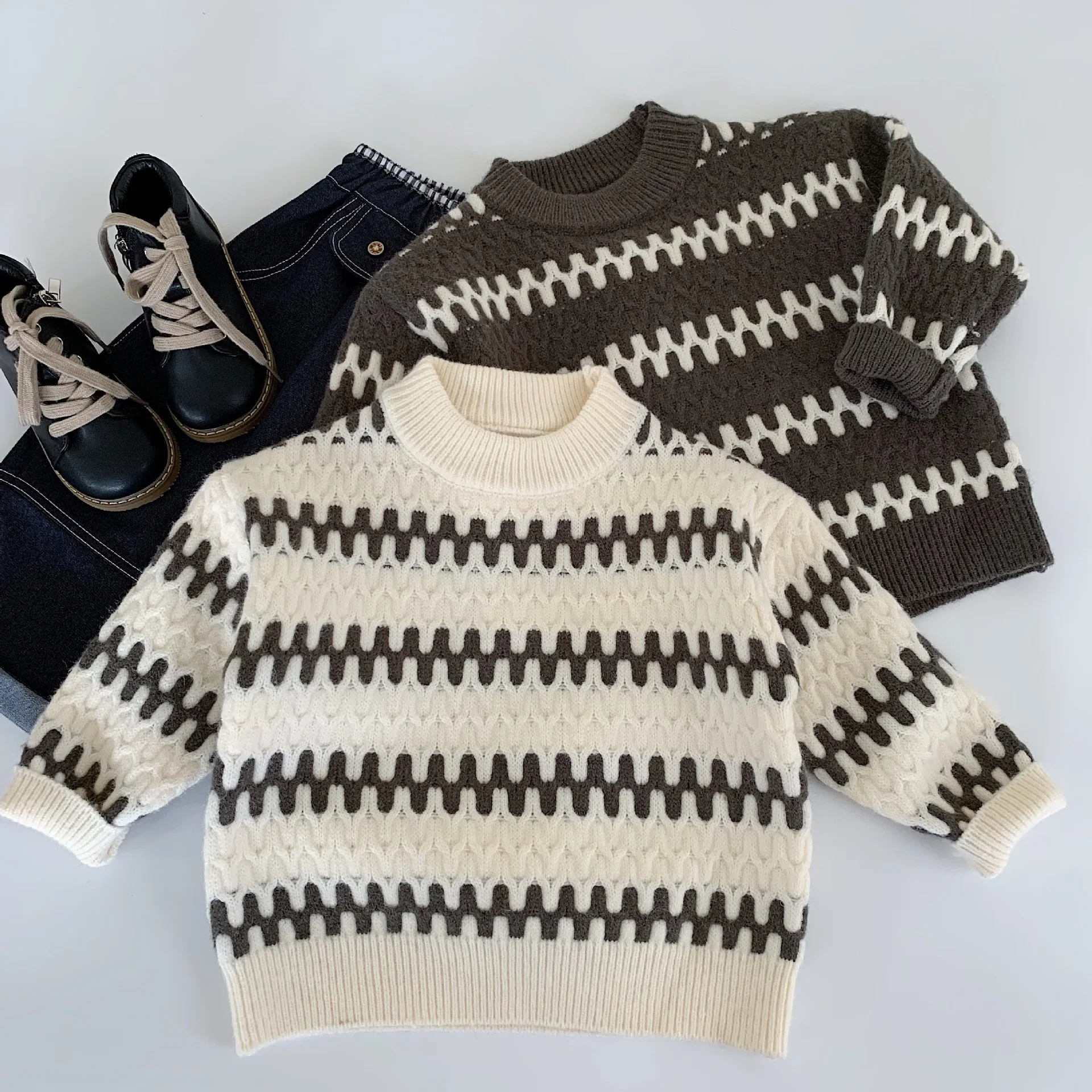 Children's Sweater 2025 Autumn New Style Boys' Wave Pattern Pullover Knitted Sweater Boys' Bottom Shirt Autumn Dress
Children's Sweater 2025 Autumn New Style Boys' Wave Pattern Pullover Knitted Sweater Boys' Bottom Shirt Autumn Dress