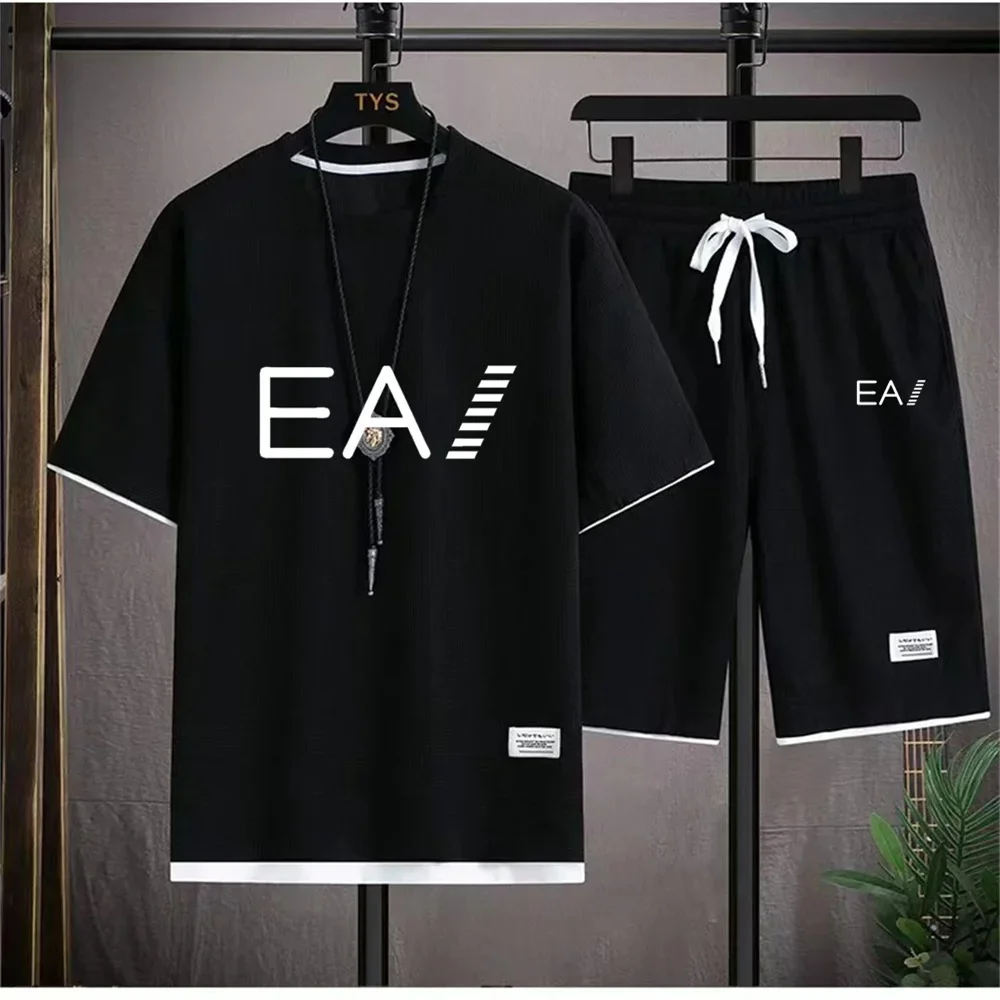 Men's casual sports suit T-shirt and shorts round neck short sleeves embossed style personality streetwear summer clothing new
Men's casual sports suit T-shirt and shorts round neck short sleeves embossed style personality streetwear summer clothing new