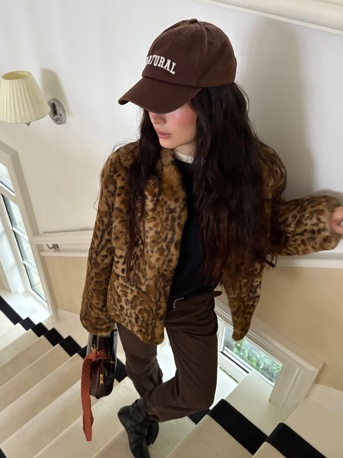 North Deer Mueller Retro Wild Leopard Print Wide Version Rabbit Fur Coat Women ort Trendy Cool Autumn Winter Coat
North Deer Mueller Retro Wild Leopard Print Wide Version Rabbit Fur Coat Women ort Trendy Cool Autumn Winter Coat