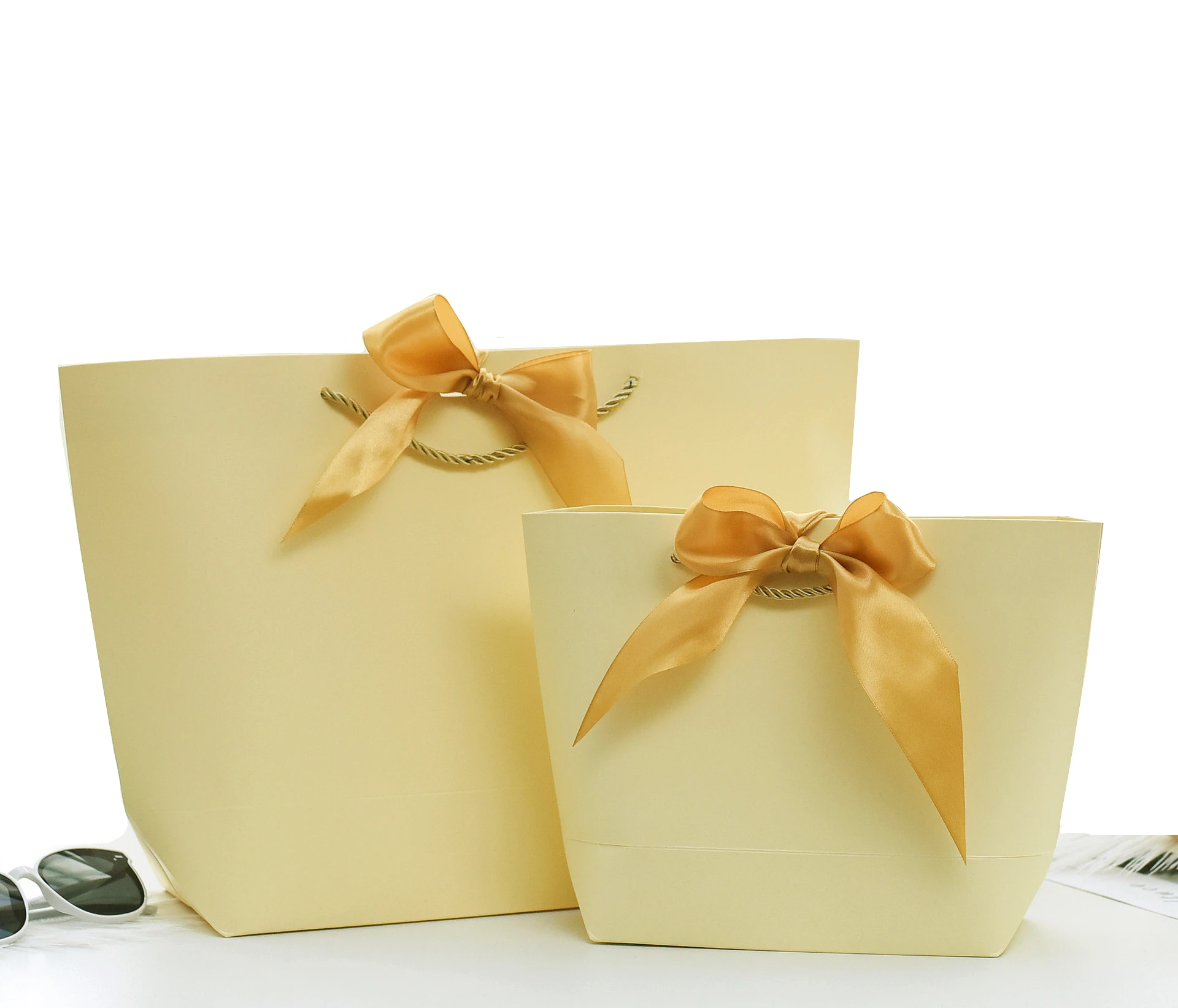 10 Color Paper Gifts Bag Box Packaging For Small Business Jewelry Personization Packages Wedding Favors Valentines Day Gifts Bag
10 Color Paper Gifts Bag Box Packaging For Small Business Jewelry Personization Packages Wedding Favors Valentines Day Gifts Bag