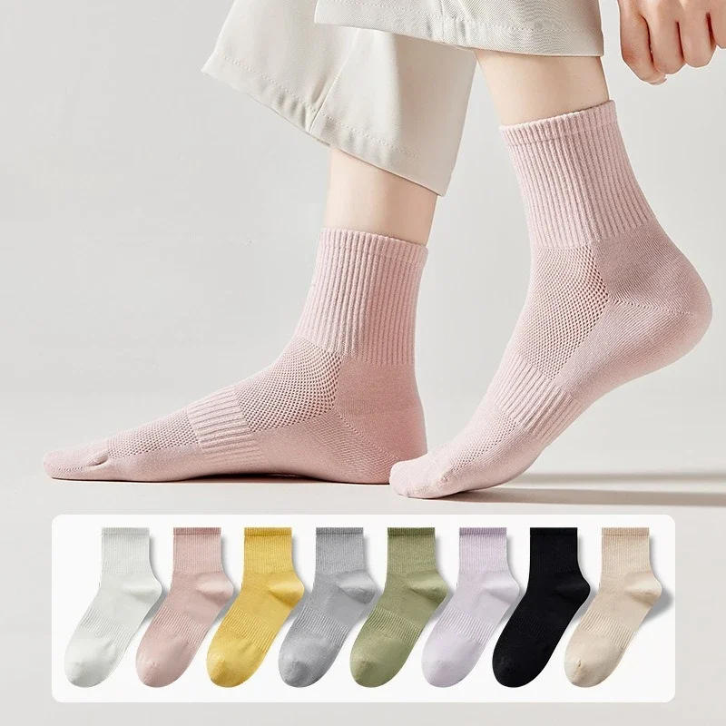 1/8 пары весенне-летних носков из чистого хлопка, средней длины, однотонные, тонкие, простые, удобные, повседневные женские носки
1/8 пары весенне-летних носков из чистого хлопка, средней длины, однотонные, тонкие, простые, удобные, повседневные женские носки