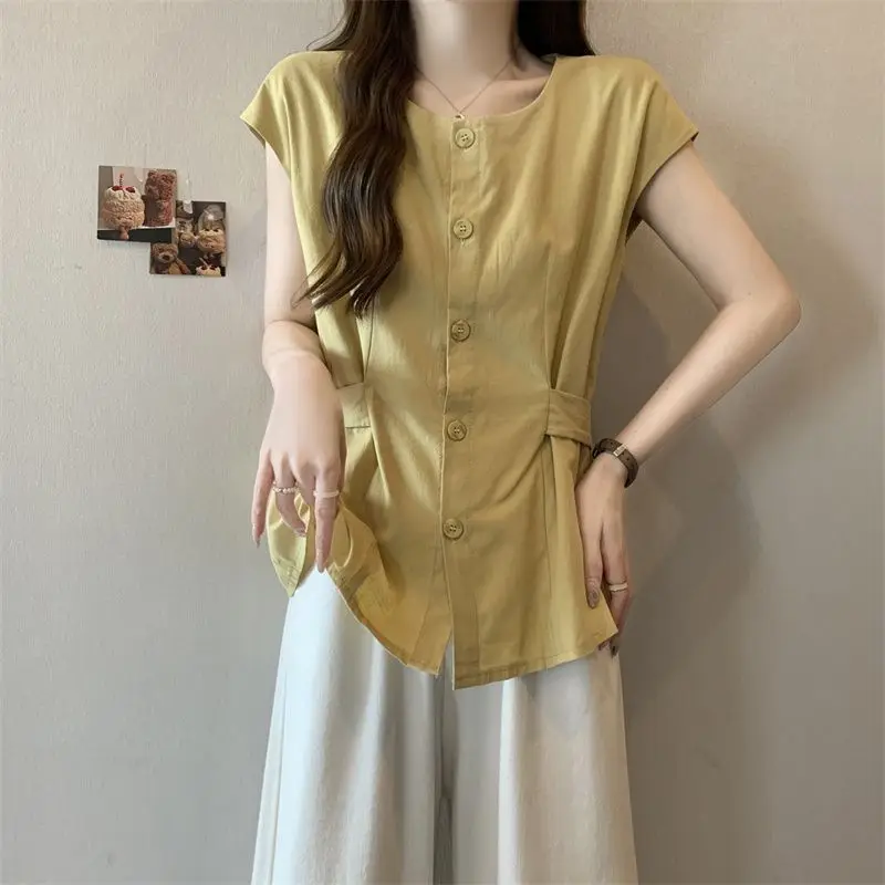 Large Size Women's Clothing Summer New Solid Color Simple Style Loose and Thin Waist Irregular Button Short-sleeved Shirt
Large Size Women's Clothing Summer New Solid Color Simple Style Loose and Thin Waist Irregular Button Short-sleeved Shirt