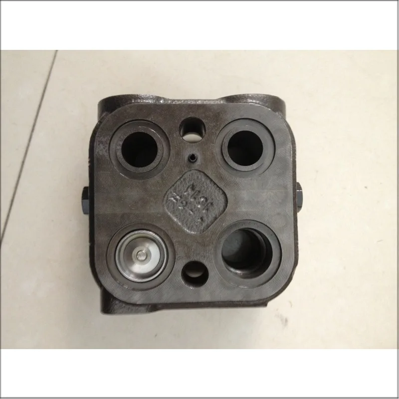 Danfoss 152-1133Ovpl28 Steering Valve Block for Cranes & Construction Machinery New & Used Condition
Danfoss 152-1133Ovpl28 Steering Valve Block for Cranes & Construction Machinery New & Used Condition