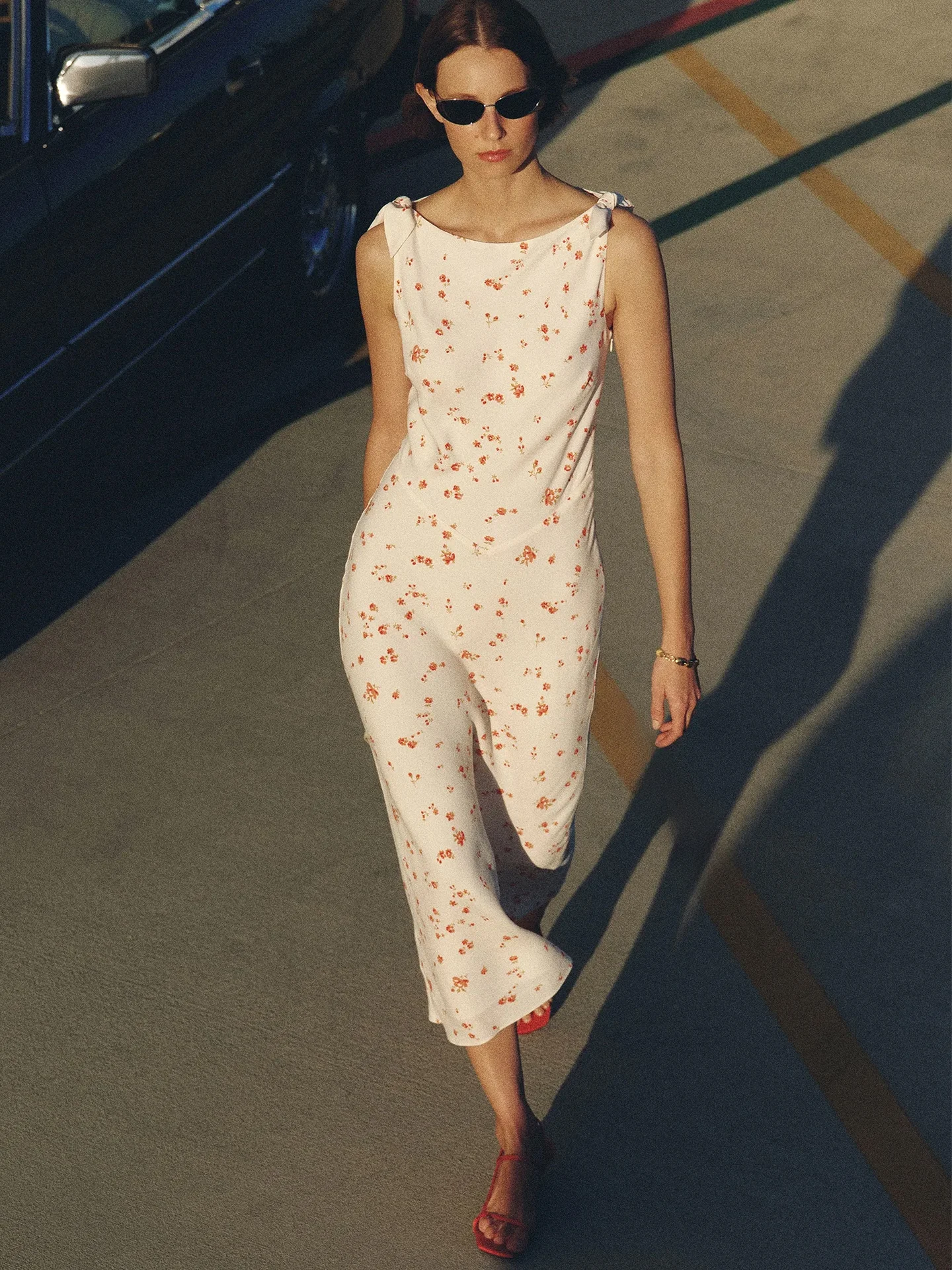Romantic Knot Strap Floral Print Holiday Dress 45 Degree Diagonal Cut Simple Design French Style Casual Workwear
Romantic Knot Strap Floral Print Holiday Dress 45 Degree Diagonal Cut Simple Design French Style Casual Workwear