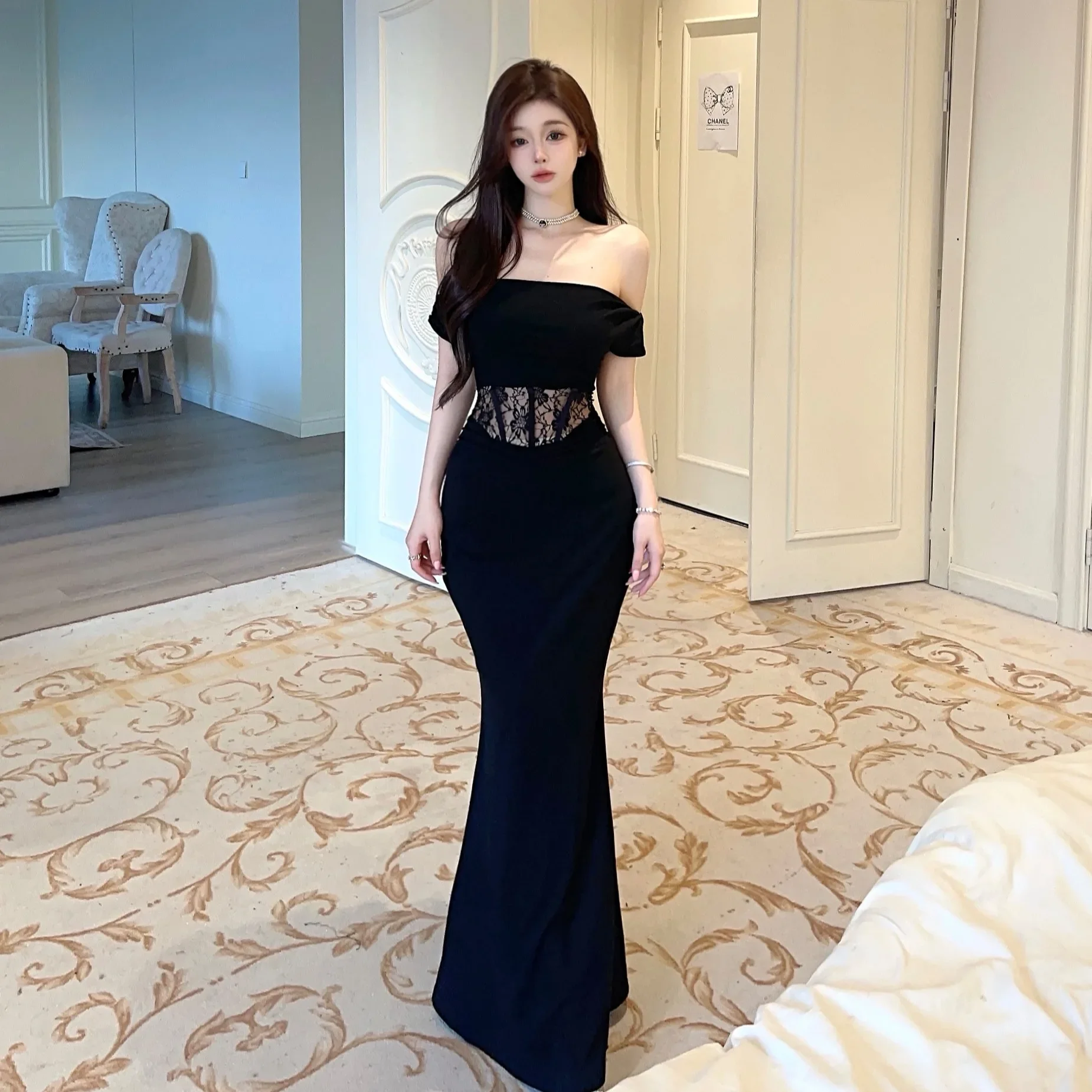Elegant Sexy Club Evening Party Maxi Dresses For Women Summer Hollow Out Lace Slash Neck Short Sleeve Backless Robe Long Dress
Elegant Sexy Club Evening Party Maxi Dresses For Women Summer Hollow Out Lace Slash Neck Short Sleeve Backless Robe Long Dress