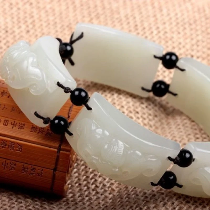 Hotan Jade Five Blessings Bracelet Men Women, Fashionable and Versatile
Hotan Jade Five Blessings Bracelet Men Women, Fashionable and Versatile
