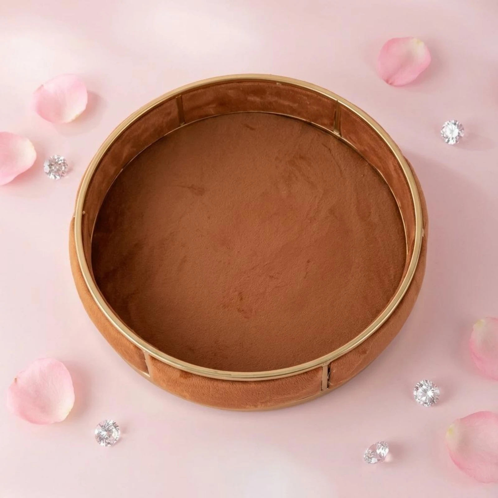 Round Jewelry Display Tray Exposed-topTop Velvet Jewelry Tray Band Holder Dish Lined Interior Small Trinket Dish Segmented
Round Jewelry Display Tray Exposed-topTop Velvet Jewelry Tray Band Holder Dish Lined Interior Small Trinket Dish Segmented