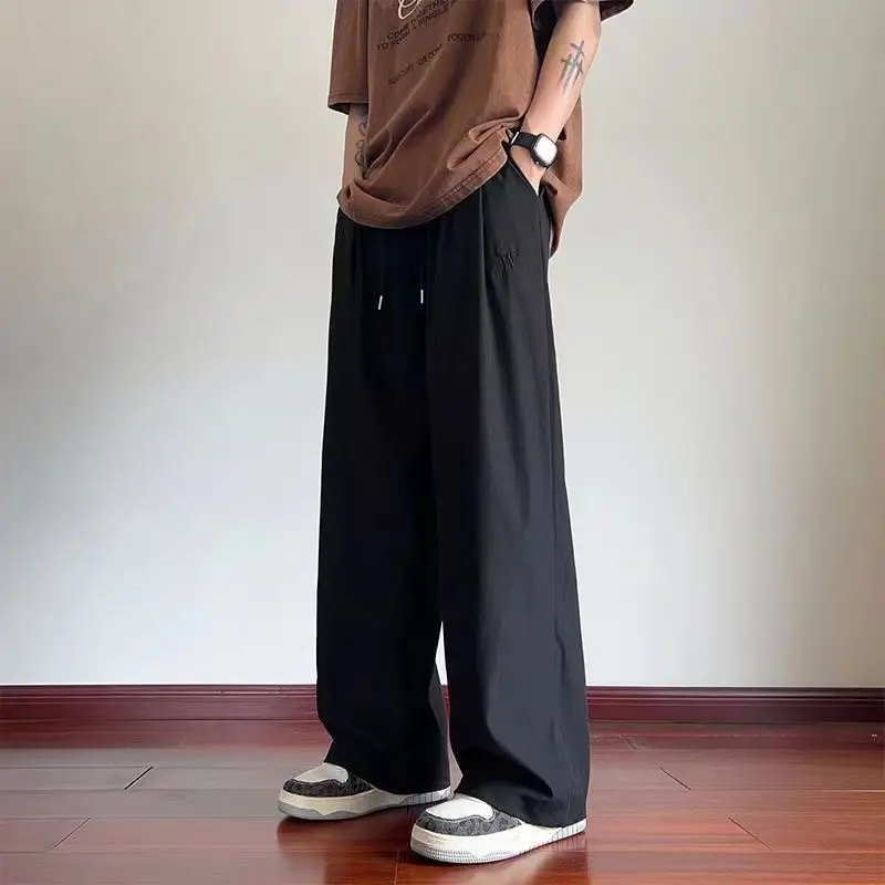 Spring Autumn New Fashion High Waist Casual Pants Men's Clothing Shreds Solid All Match Loose Korean Style Ice Pockets Trousers
Spring Autumn New Fashion High Waist Casual Pants Men's Clothing Shreds Solid All Match Loose Korean Style Ice Pockets Trousers