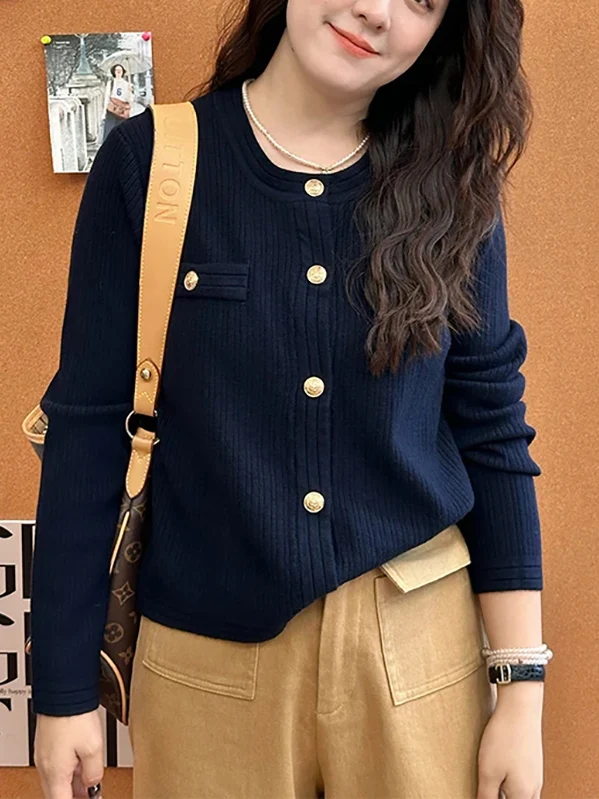 Spring New Design Large Size Knitted Cardigan round Neck Long Sleeve Pure Color Gold Buckle Women's Soft Comfortable Breathab...
Spring New Design Large Size Knitted Cardigan round Neck Long Sleeve Pure Color Gold Buckle Women's Soft Comfortable Breathab...