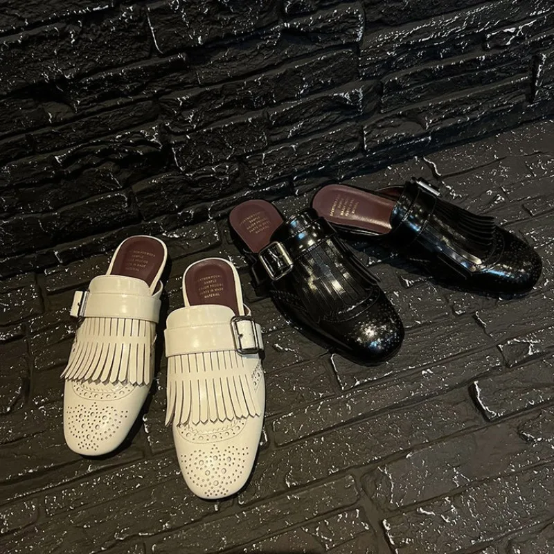 Retro Women's Shoes Exquisite Block Carving Muller Slippers for Woman Fashion Britain Casual Shoes Designer Shoes Zapatos Mujer
Retro Women's Shoes Exquisite Block Carving Muller Slippers for Woman Fashion Britain Casual Shoes Designer Shoes Zapatos Mujer