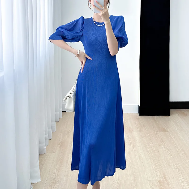 High-end Miyake Fashion Design Sense Dress Women 2023 New Simple Solid Color Pleated Slim Lantern Sleeve Summer Dresses Women
High-end Miyake Fashion Design Sense Dress Women 2023 New Simple Solid Color Pleated Slim Lantern Sleeve Summer Dresses Women