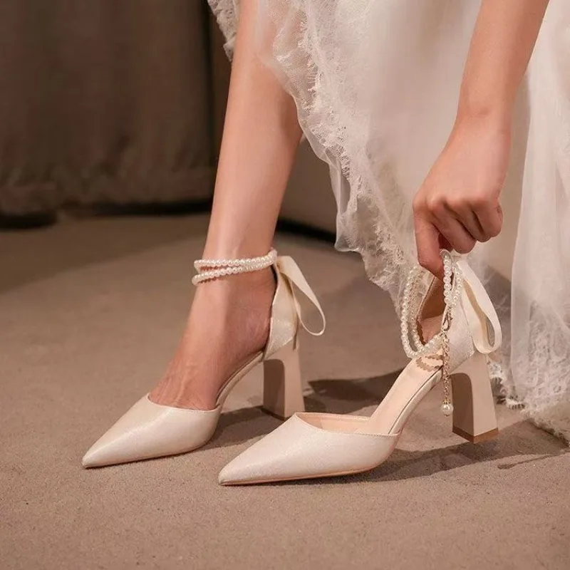 Pearl Thin Heel Single Shoes Women's New Style Spring Summer Autumn Pointed Toe Fresh High Heels Casual Leisure Style
Pearl Thin Heel Single Shoes Women's New Style Spring Summer Autumn Pointed Toe Fresh High Heels Casual Leisure Style