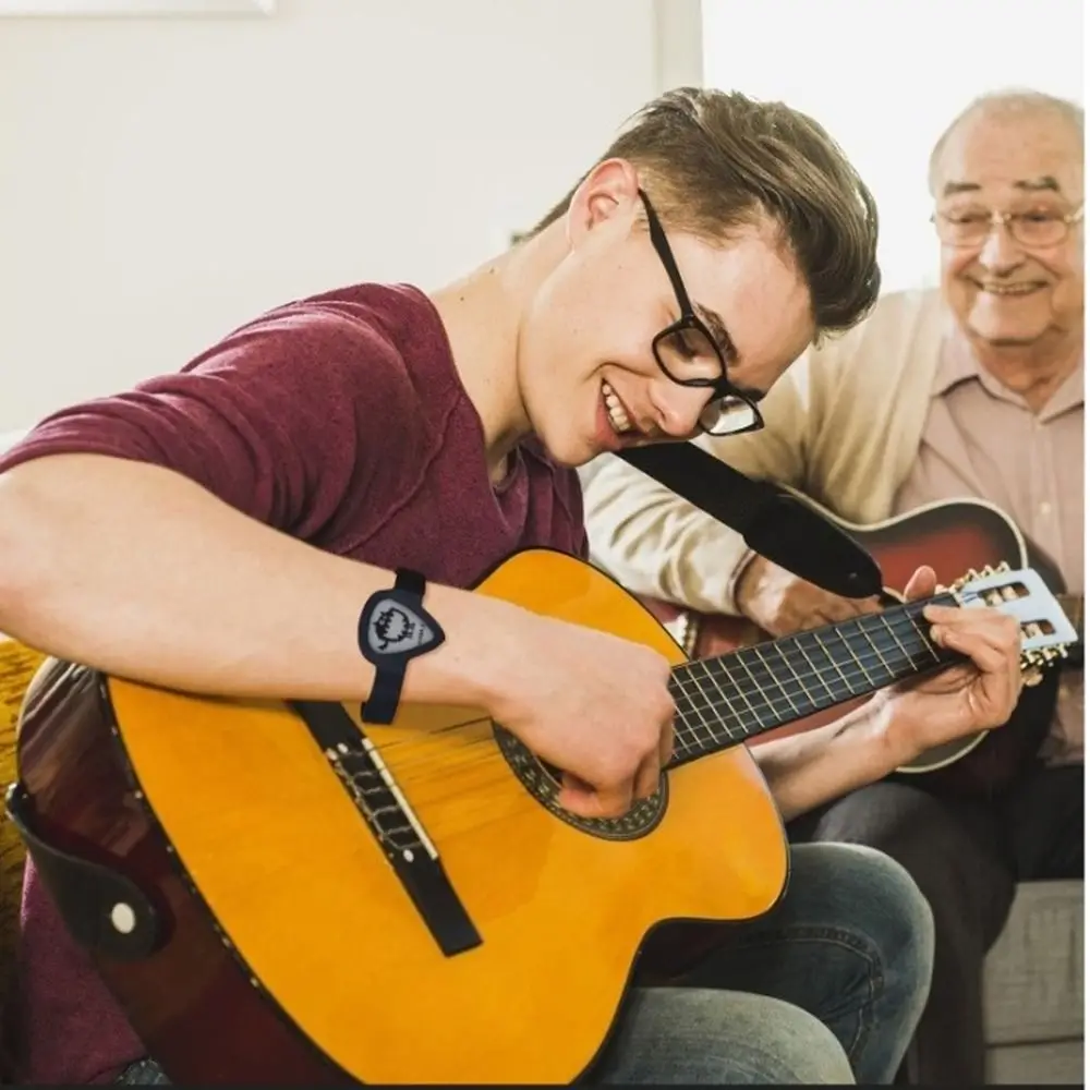 Waterproof Guitar Picks Bracelet Mini Stylish Guitar Pick Holder Wrist Strap Convenient Personality Guitar Pick Holder Wristband
Waterproof Guitar Picks Bracelet Mini Stylish Guitar Pick Holder Wrist Strap Convenient Personality Guitar Pick Holder Wristband