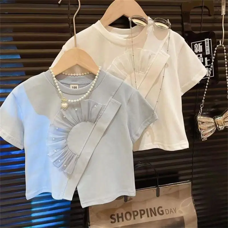Girls' Short sleeved 2024 Summer New Children's Fashionable Floral Edge Short sleeved Girls' Summer T-shirt Top
Girls' Short sleeved 2024 Summer New Children's Fashionable Floral Edge Short sleeved Girls' Summer T-shirt Top