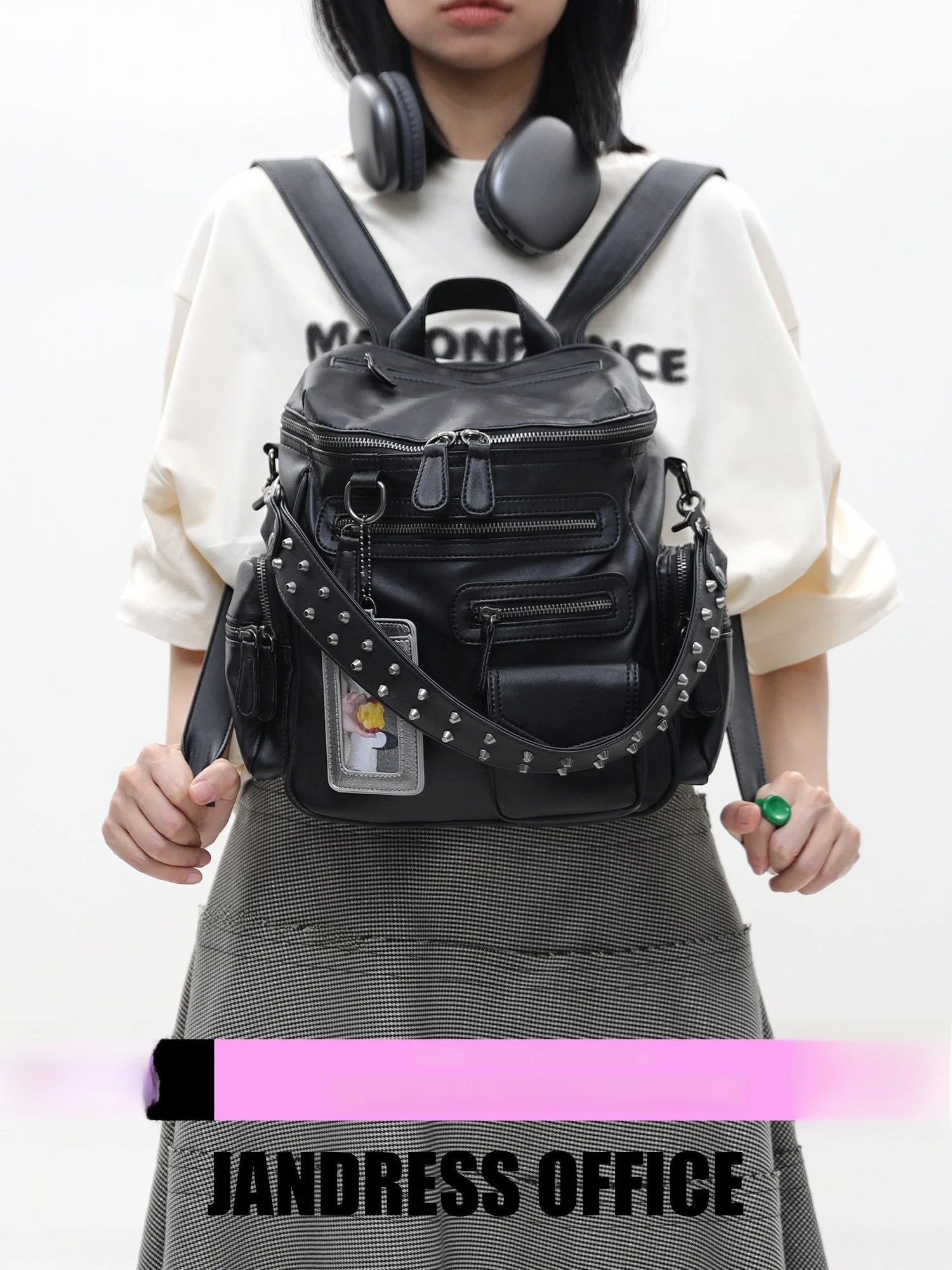 Small Size Rivet Motorcycle Y2K Dual Shoulder Bag Multi-Pocket Modern Neutral Style Zipper Closure Fashionable Unisex Backpack
Small Size Rivet Motorcycle Y2K Dual Shoulder Bag Multi-Pocket Modern Neutral Style Zipper Closure Fashionable Unisex Backpack