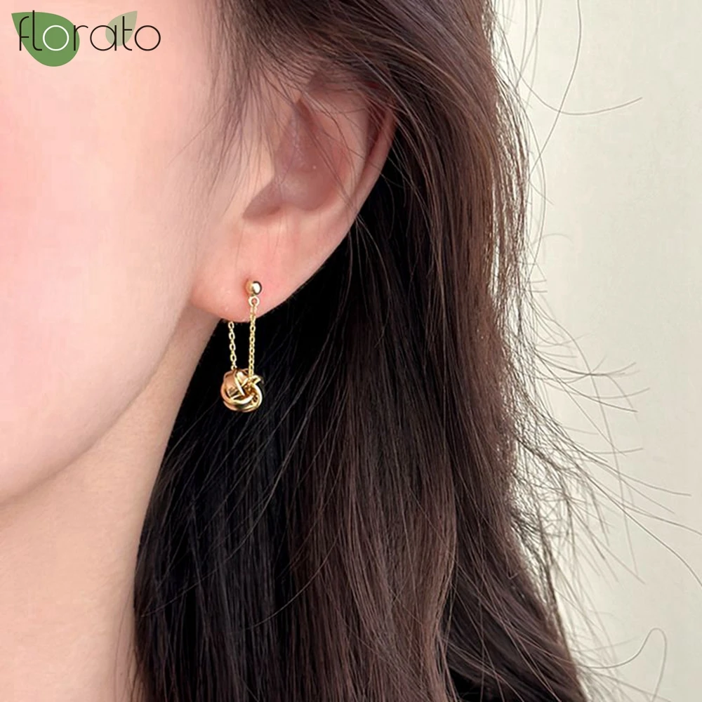 925 Sterling Silver Needle Fashion Metal Ball Pendant Earrings for Women 18K Gold Colour Stud Earrings 2024 New Jewelry Gift
925 Sterling Silver Needle Fashion Metal Ball Pendant Earrings for Women 18K Gold Colour Stud Earrings 2024 New Jewelry Gift