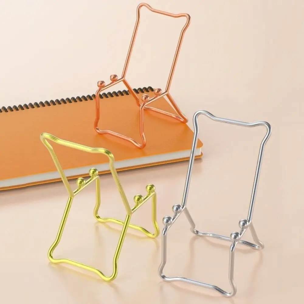 2Pcs Creative Desktop Chair Phone Stand Universal Decorative Ornaments Mini Stool Phone Bracket Cute Stainless Steel
2Pcs Creative Desktop Chair Phone Stand Universal Decorative Ornaments Mini Stool Phone Bracket Cute Stainless Steel