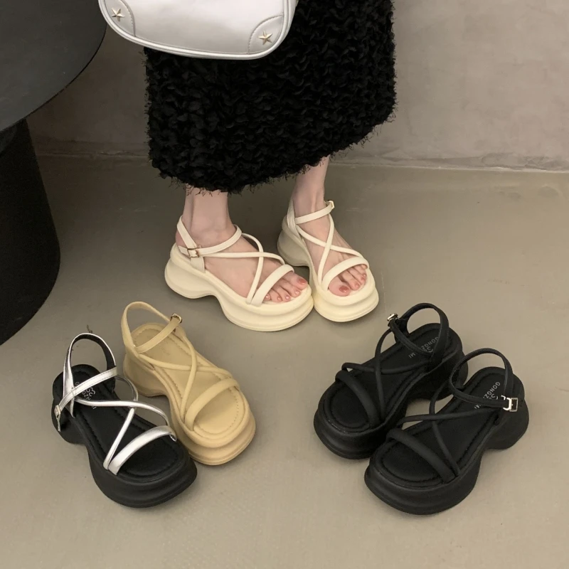 Designer Women's Summer Platform Gladiator Sandals Fashionable Outdoor Thick Bottom Dress Footwear for Ladies
Designer Women's Summer Platform Gladiator Sandals Fashionable Outdoor Thick Bottom Dress Footwear for Ladies