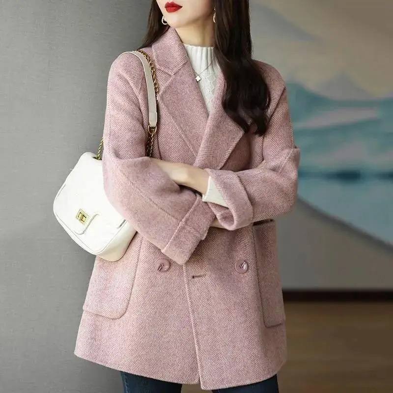 Trench Coat for Women Korean Fashion Double Breasted Warm Coats Loose Elegant Vintage Casual Loose Long Sleeve Lapel Outerwear
Trench Coat for Women Korean Fashion Double Breasted Warm Coats Loose Elegant Vintage Casual Loose Long Sleeve Lapel Outerwear