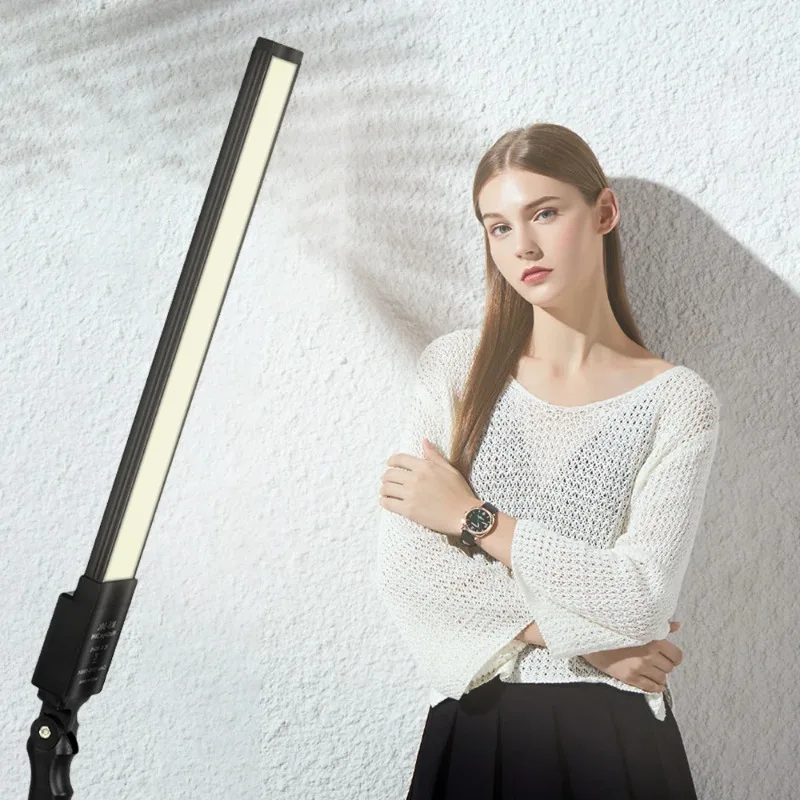 Комплект светодиодного студийного освещения для фотосъемки 40 см, двухцветный, 3200-5500K, с подставкой, для YouTube, VK, прямых трансляций и видеосъемки
Комплект светодиодного студийного освещения для фотосъемки 40 см, двухцветный, 3200-5500K, с подставкой, для YouTube, VK, прямых трансляций и видеосъемки