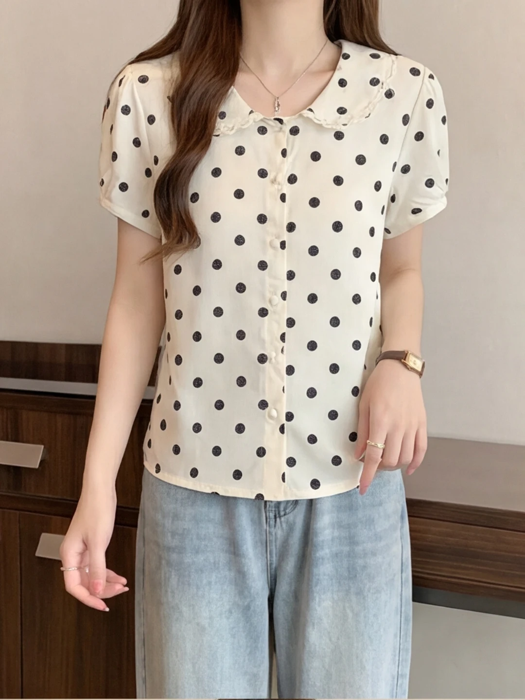 Cute Polka Dot Doll Collar Short Sleeve Women's Shirt Summer plus Size Conceal Meat Slim Lace Blouse Korean Style Commute
Cute Polka Dot Doll Collar Short Sleeve Women's Shirt Summer plus Size Conceal Meat Slim Lace Blouse Korean Style Commute