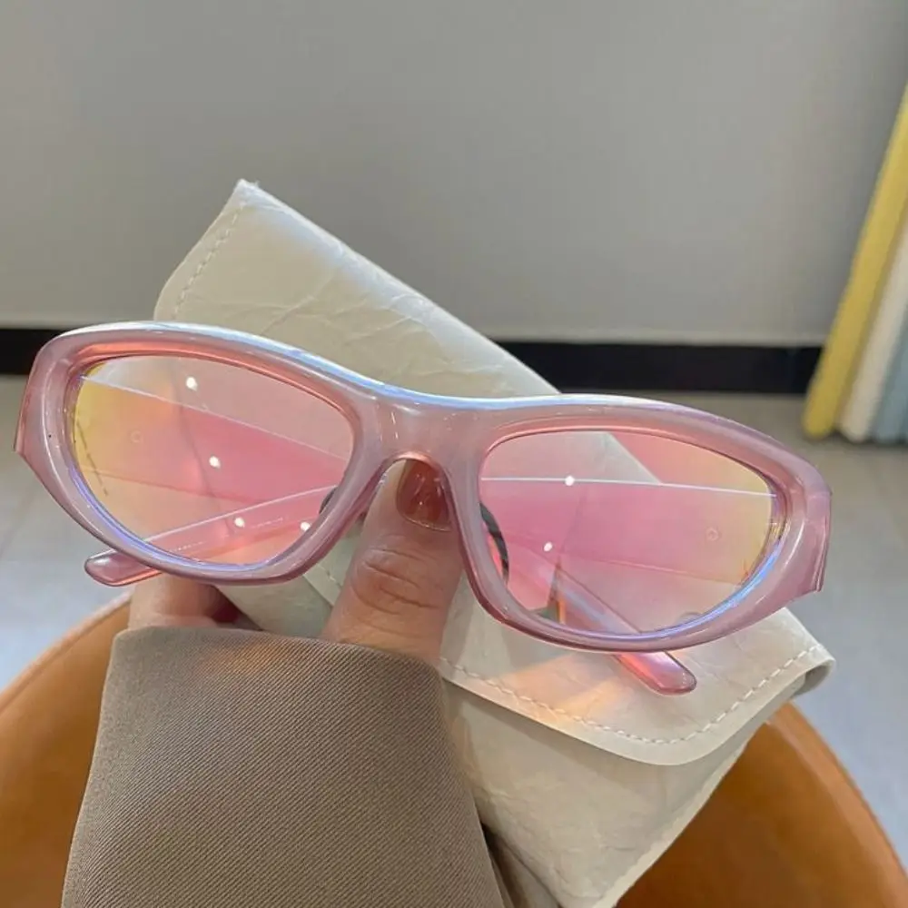 2024 Y2K Sports Punk Sunglasses Women Men UV400 Oval Sun Glasses Retro Goggle Fashion Colorful Mirror Eyewear
2024 Y2K Sports Punk Sunglasses Women Men UV400 Oval Sun Glasses Retro Goggle Fashion Colorful Mirror Eyewear