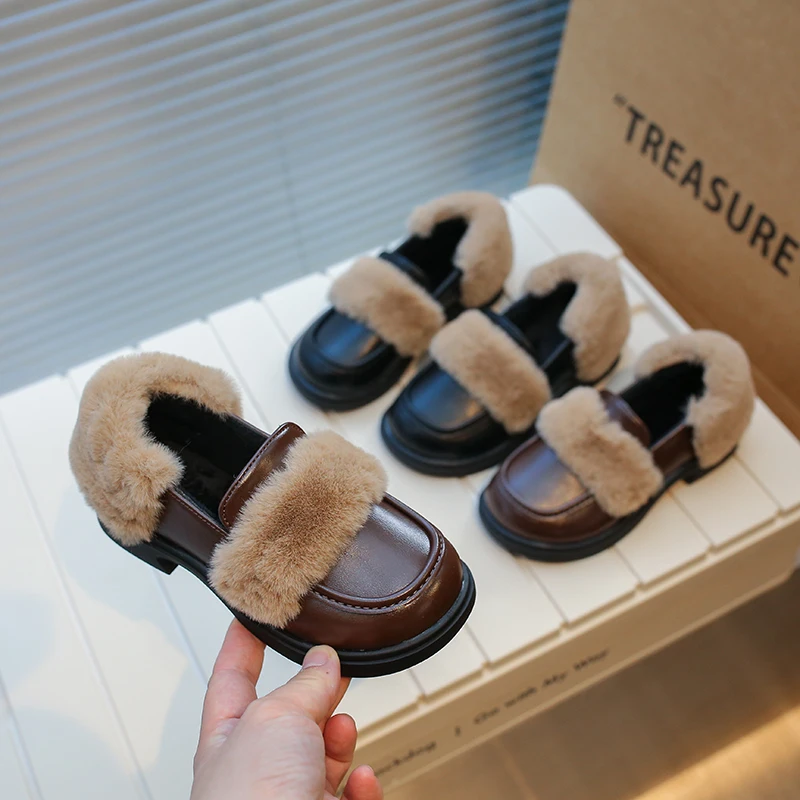 Children Girls Leather Shoes Versatile Warm Plush Spring and Autumn New Unique Britain PU Solid Color Retro Kids Casual Loafers
Children Girls Leather Shoes Versatile Warm Plush Spring and Autumn New Unique Britain PU Solid Color Retro Kids Casual Loafers