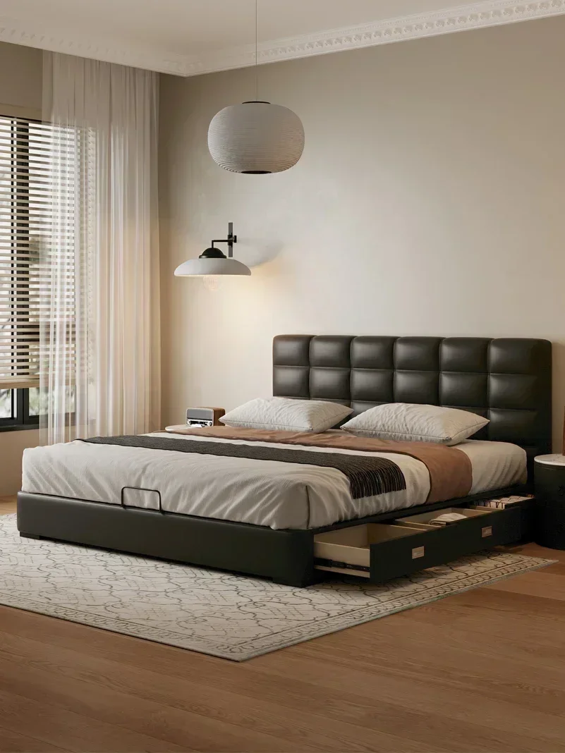 Leather bed modern simple storage black double soft bed master bedroom 1.8 meters small apartment retro wedding bed
Leather bed modern simple storage black double soft bed master bedroom 1.8 meters small apartment retro wedding bed