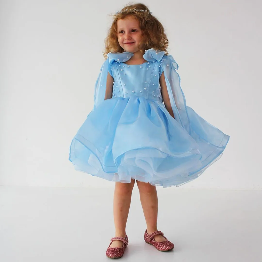 Customized Flower Girl Dress Sky Blue Chiffon Puffy Pearls Bow Shoulder For Wedding Birthday Prom Banquet Holy Communion Gown
Customized Flower Girl Dress Sky Blue Chiffon Puffy Pearls Bow Shoulder For Wedding Birthday Prom Banquet Holy Communion Gown
